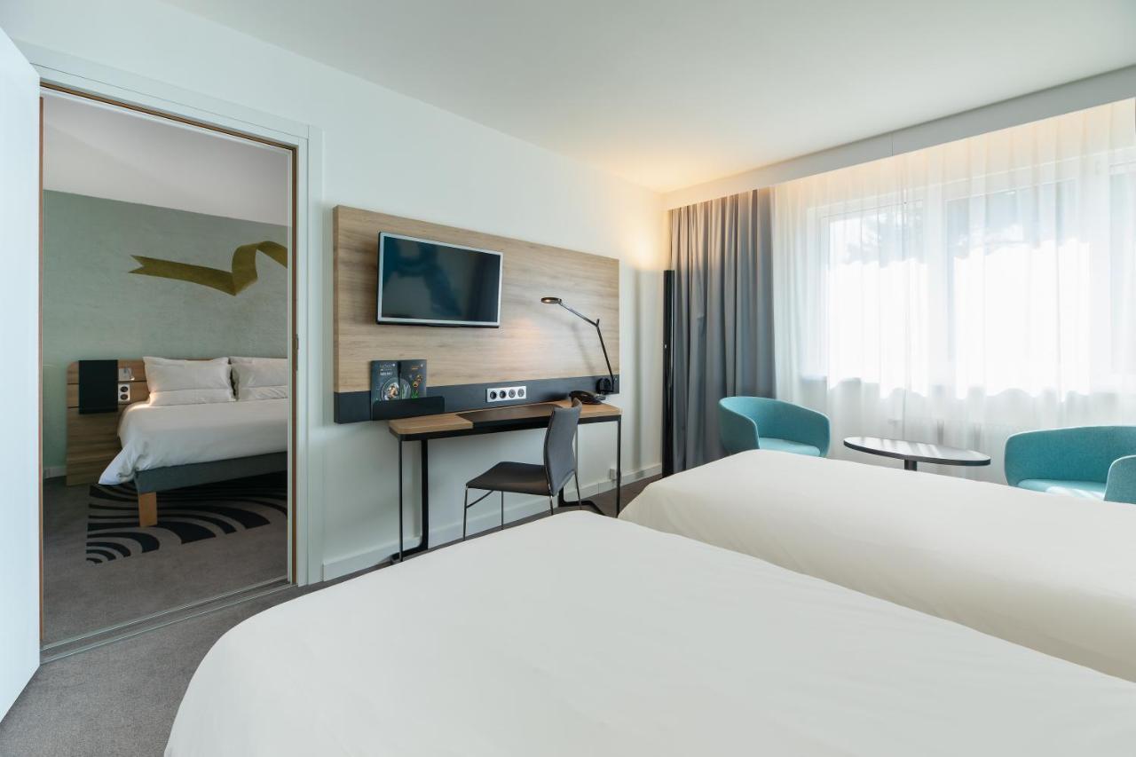 โนโวเทล วรอคลอฟ ซิตี้ Hotel วรอตซวาฟ ภายนอก รูปภาพ